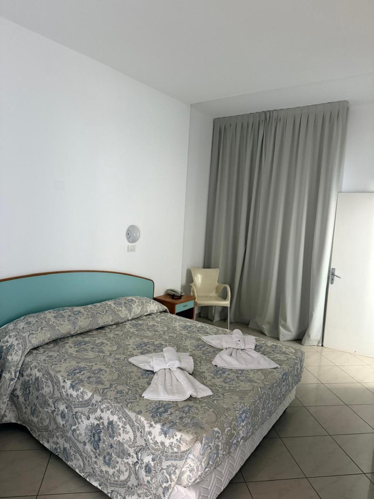 Hotel Spiaggia Villa Paola Bellaria-Igea Marina Exterior photo