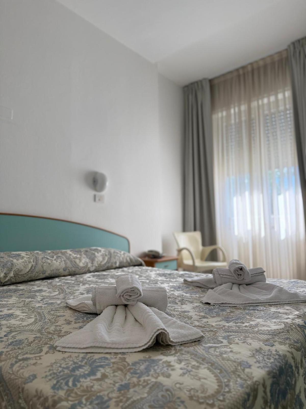 Hotel Spiaggia Villa Paola Bellaria-Igea Marina Exterior photo